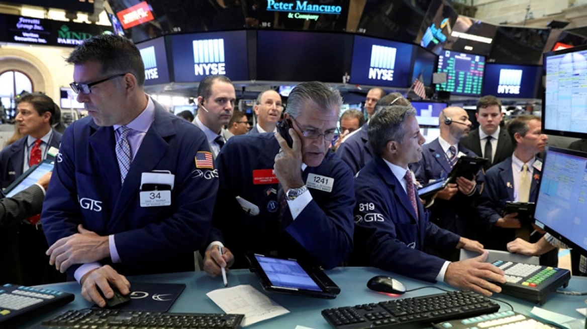  Wall Street: Απώλειες 1,8% για τον Nasdaq με «οδηγό» το Facebook