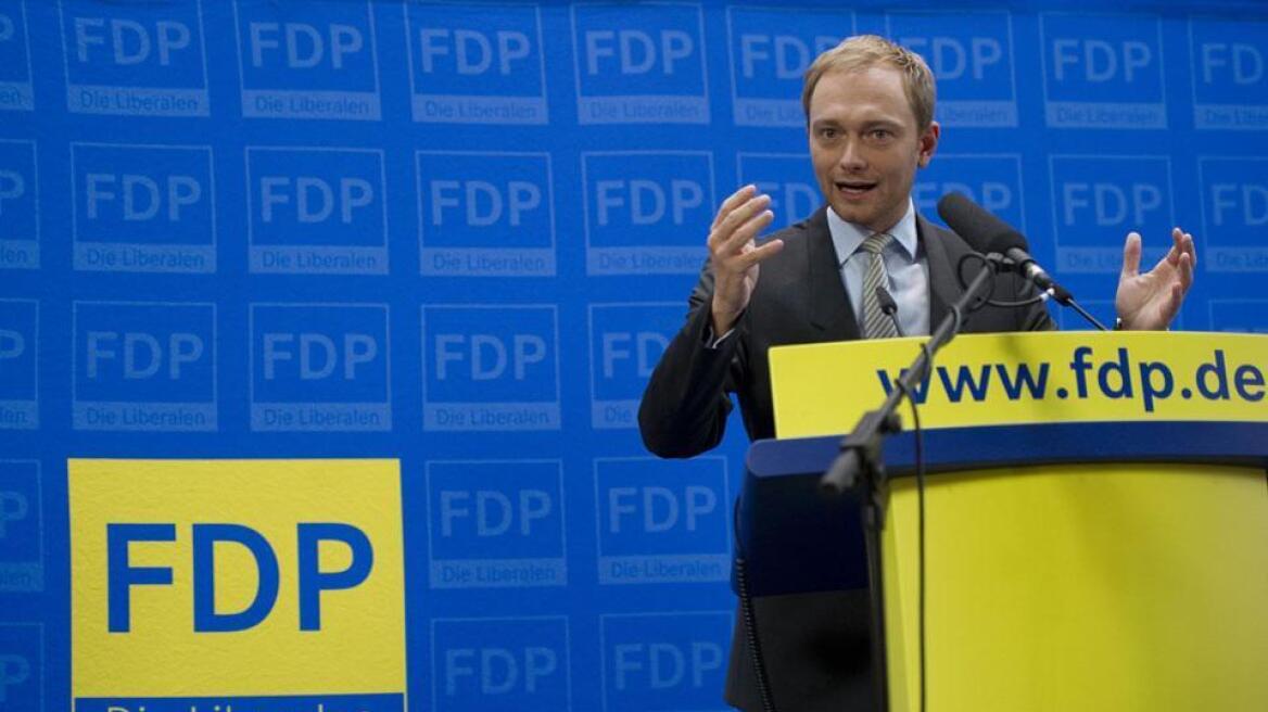 Handelsblatt: "Όχι" του FDP στην εκταμίευση της δόσης για την Ελλάδα