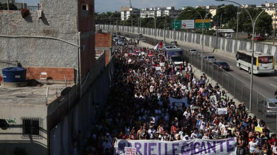 Βραζιλία: Διαδήλωση για τη δολοφονία δημοτικής συμβούλου