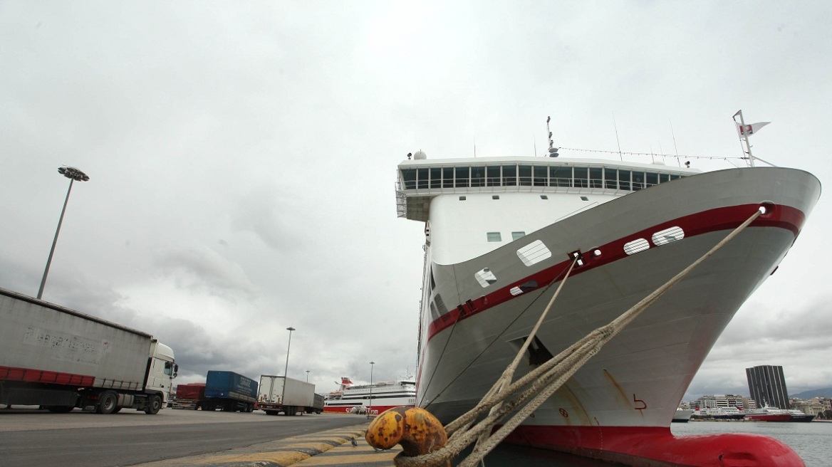 Προβλήματα στα δρομολόγια των πλοίων στη Βόρεια Ελλάδα λόγω ισχυρών ανέμων