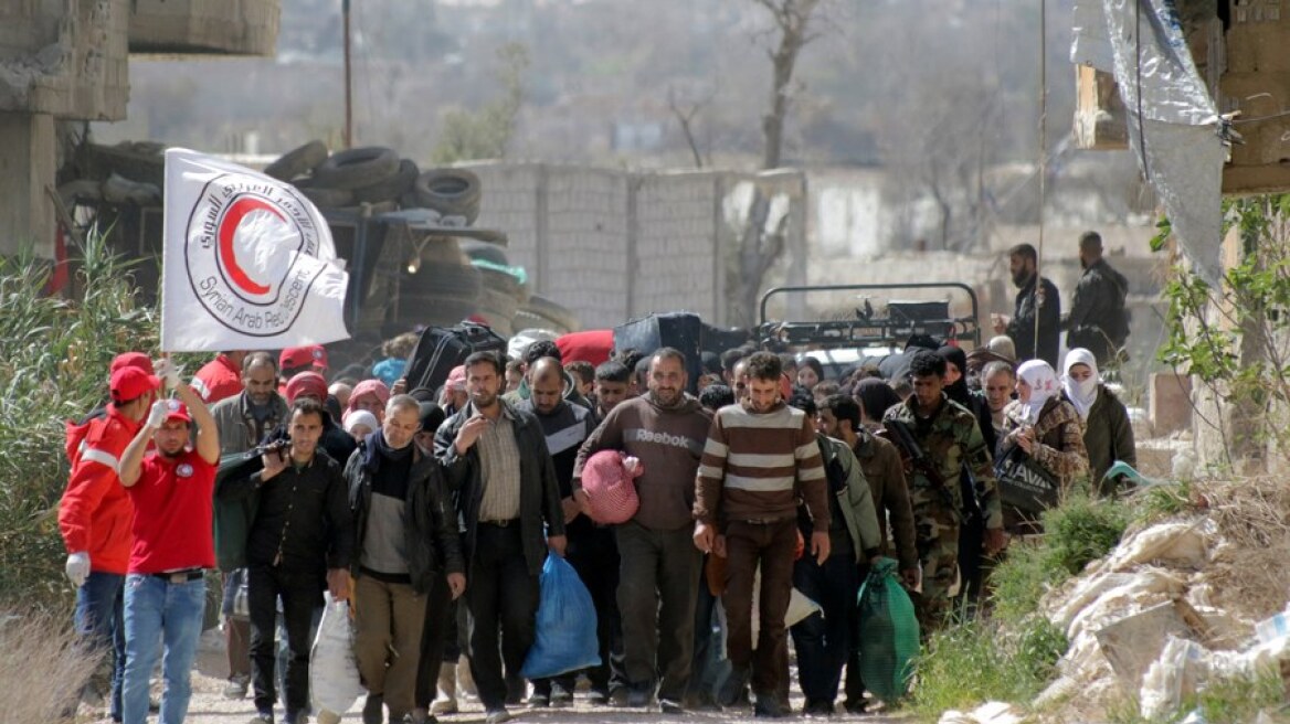 Συρία: Ξεκίνησε η αποχώρηση εκατοντάδων ανταρτών από την ανατολική Γούτα
