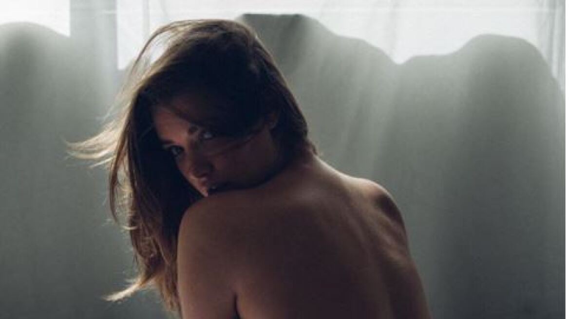 Το μοντέλο Alyssa Arce έχει τον πιο γυμνό λογαριασμό στο Instagram 