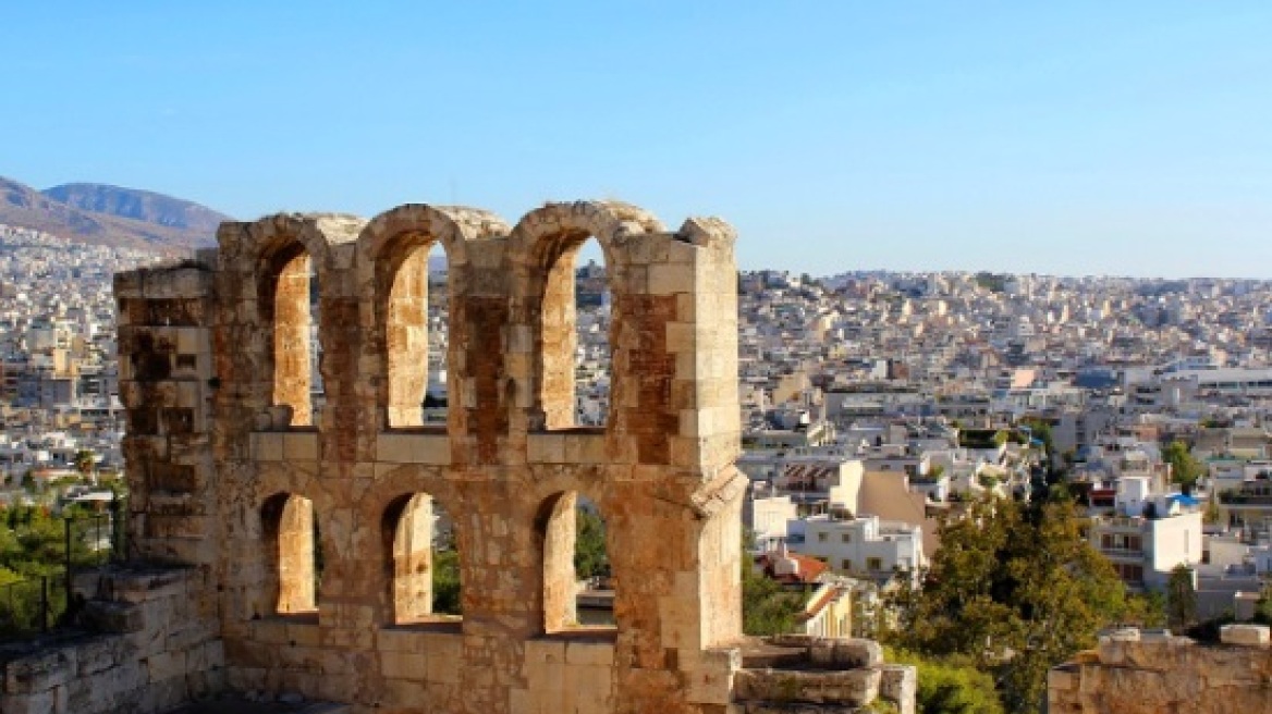 Athens is among the best destinations for short city breaks, German portal finds