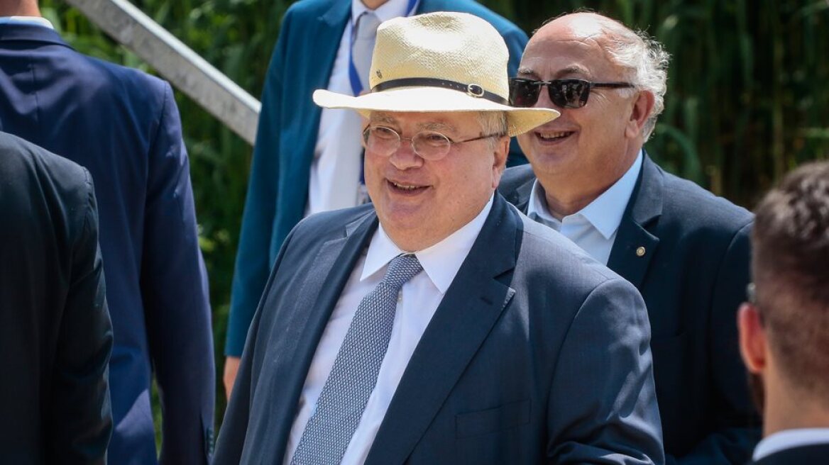 kotzias43