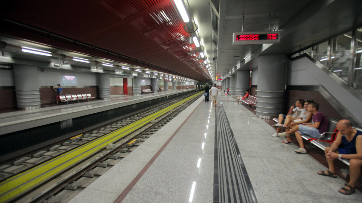 xwris-metro-ilektriko-kai-tram_w_hr