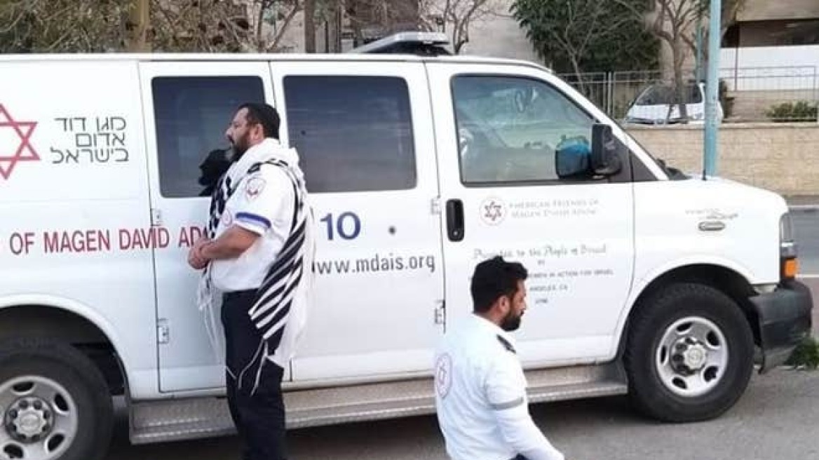 israel-ambulance-prayer