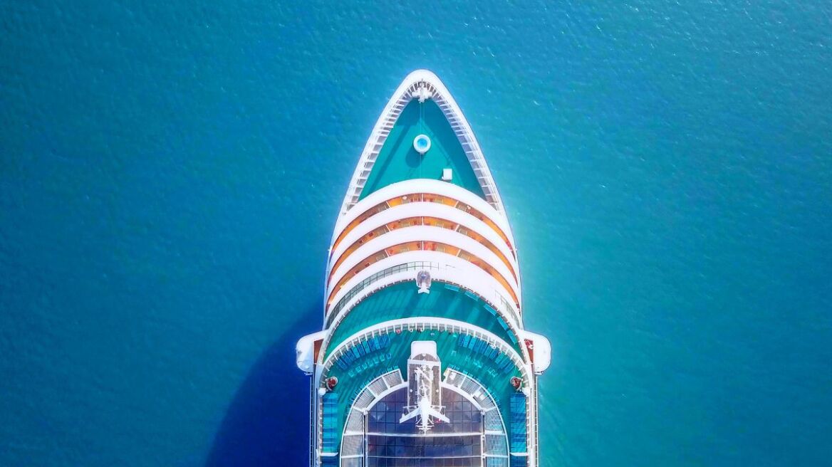 cruise-ships