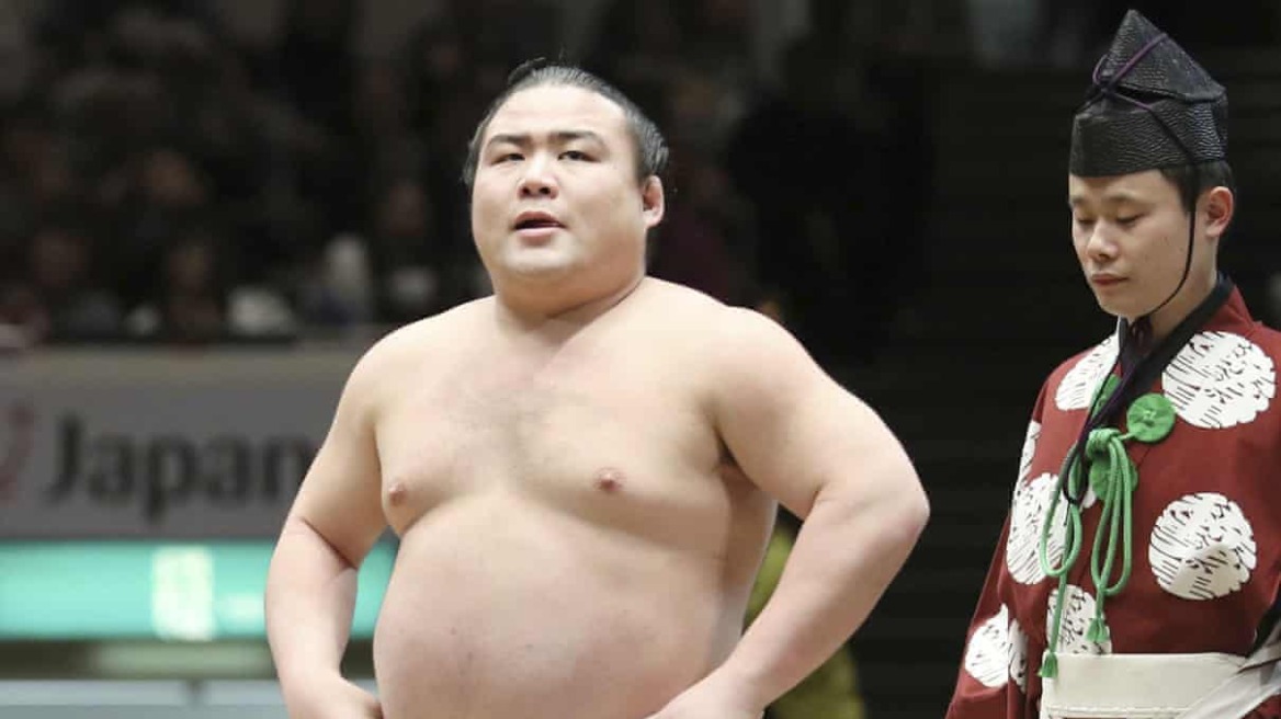 sumo-wrestrler