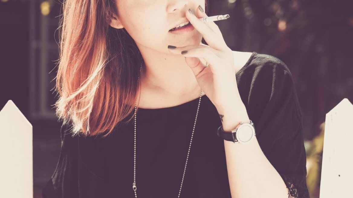 190625085824_woman-smoking