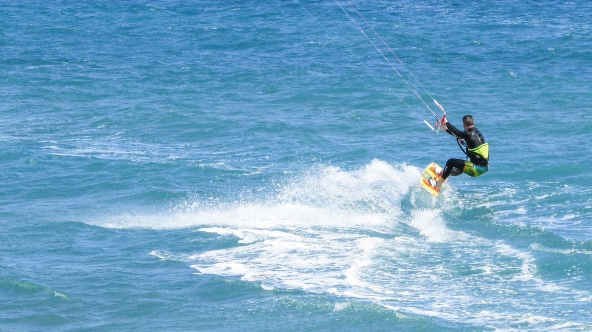 kite-surfer