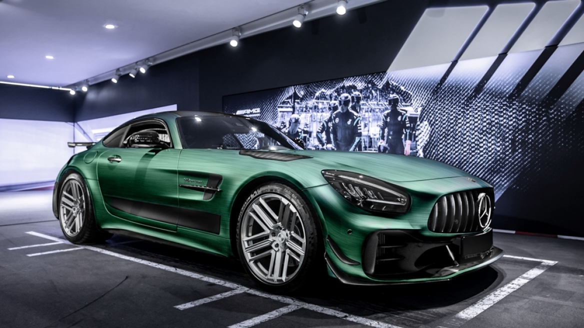 Mercedes_AMG-GT-R_Pro_Carlex_Design