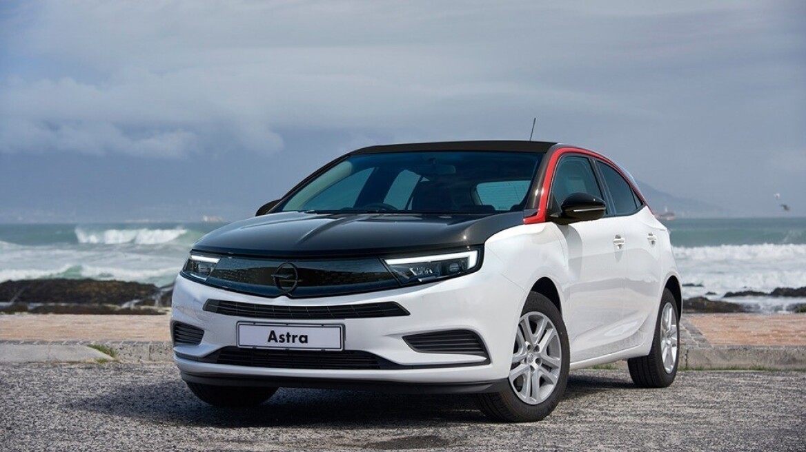Opel-Astra-2022