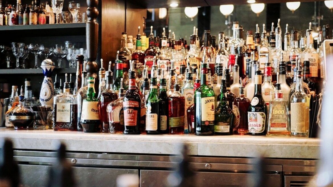 alcoholic-bars