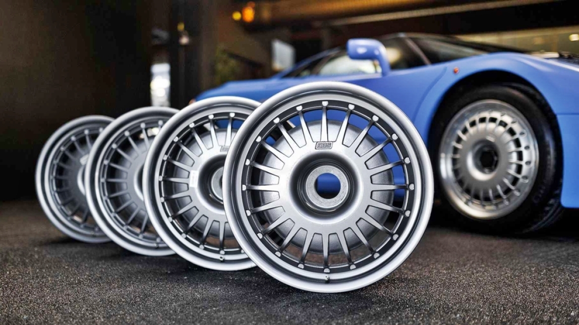 Bugatti_EB110_Wheels_Auction_3