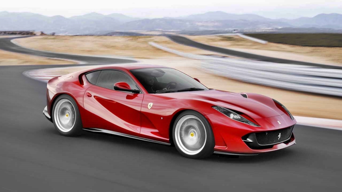 Ferrari_812_Superfast_Hottest_3