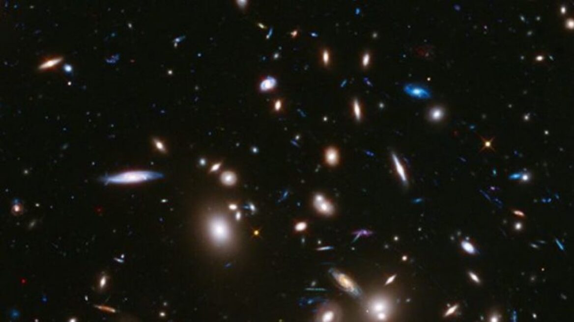 1-hubble-unseen-galaxies-nasa_75153_990x7421-870x418