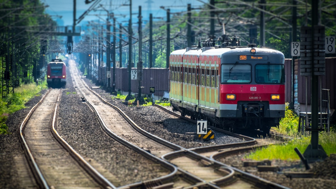train_travel