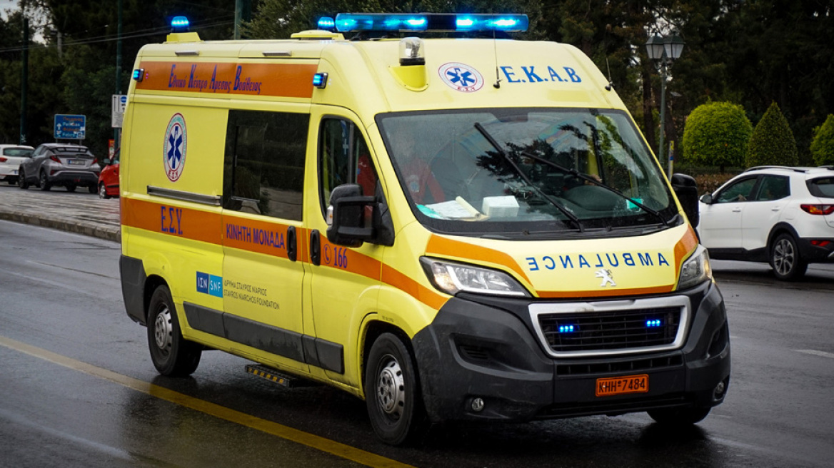 ambulance-0