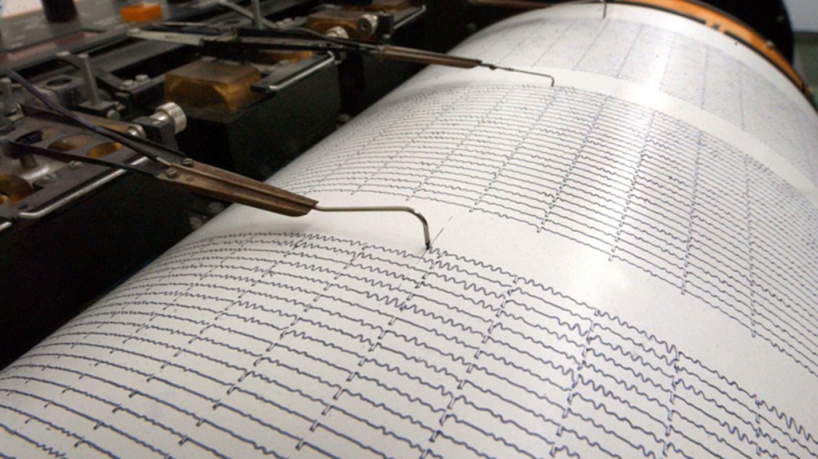 Seismos 4 Richter stin Kriti