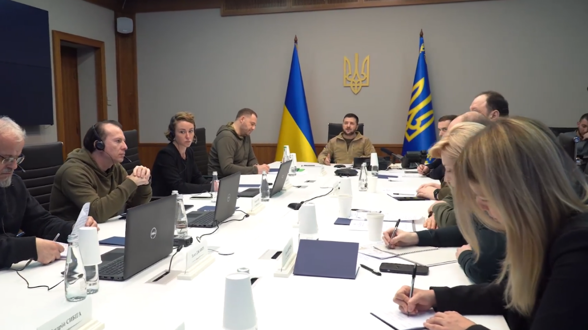 zelensky_ukraine_board