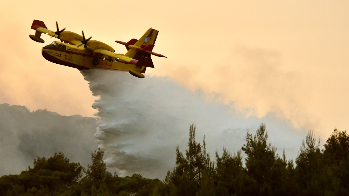 CANADAIR