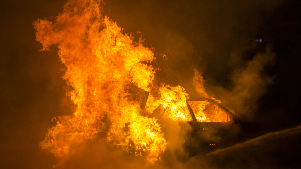 burning_car