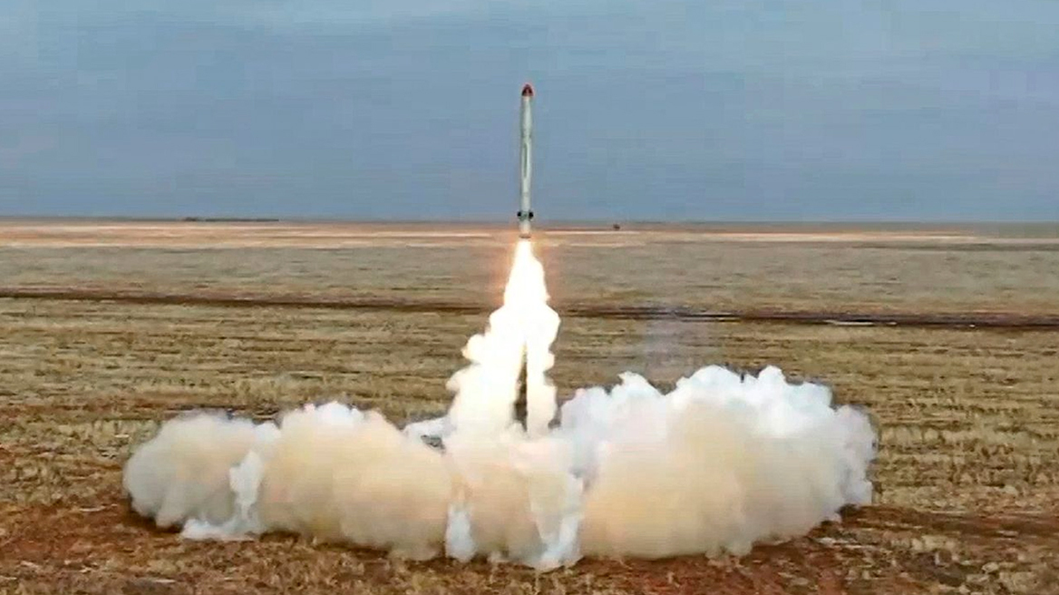 russia_rocket_launch_xr