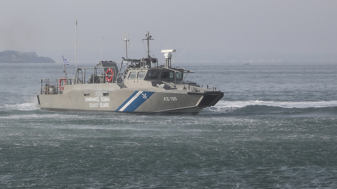 coast-guard-patrol-boat-m