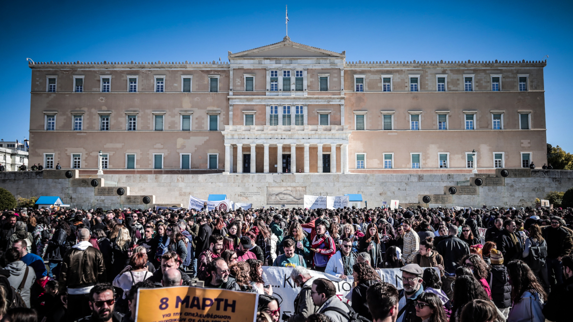 Kallitexnes_-_syntagma