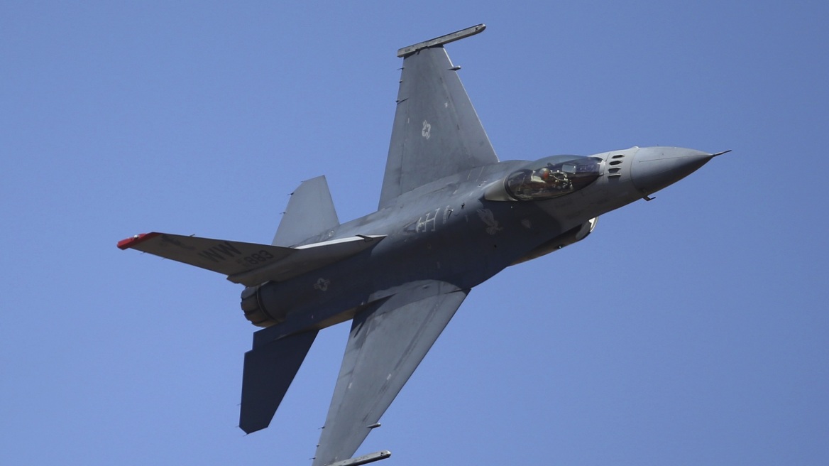 F-16-fihter-aircraft