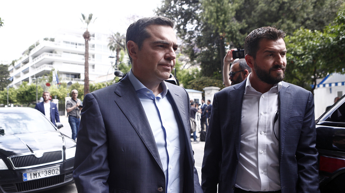 tsipras_new_2xr