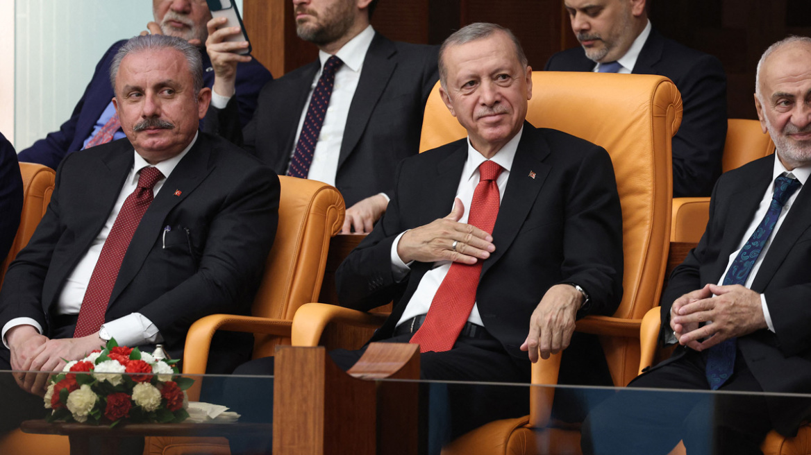 turkish-parliament-erdogan-m