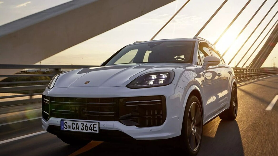 230829100253_Porsche-Cayenne-Turbo-E-Hyb-1