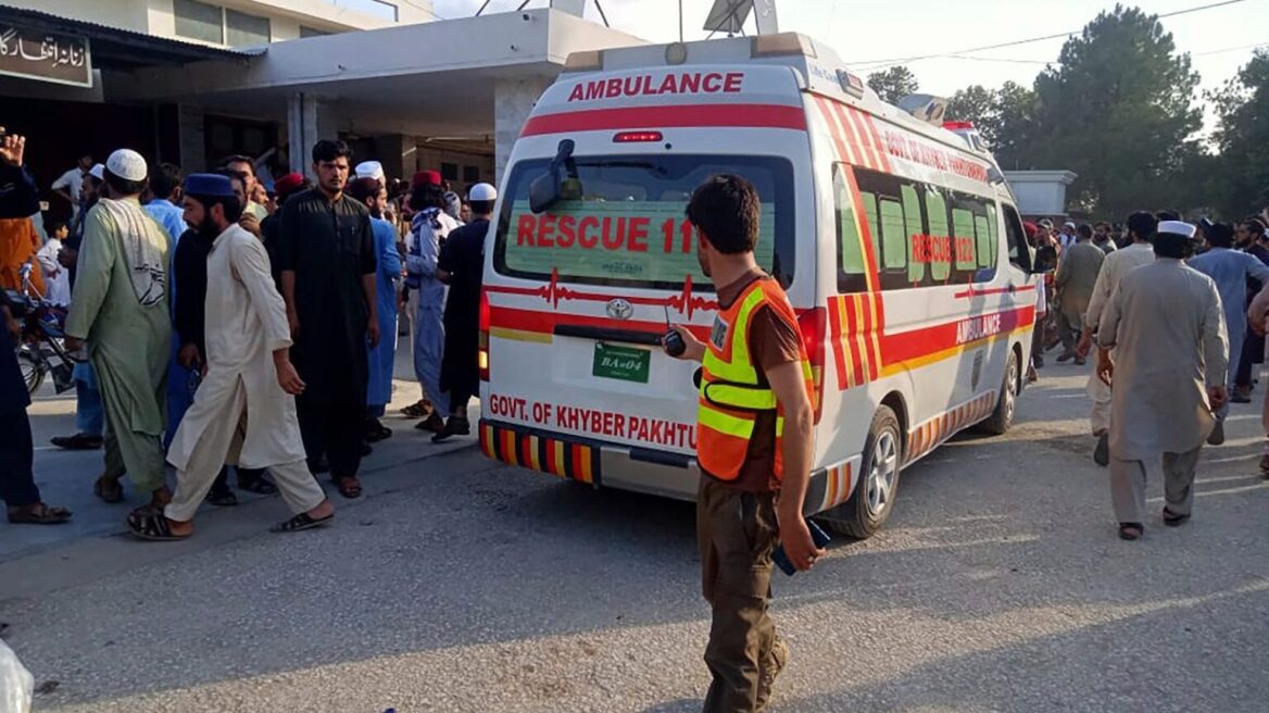 pakistan_ambulance
