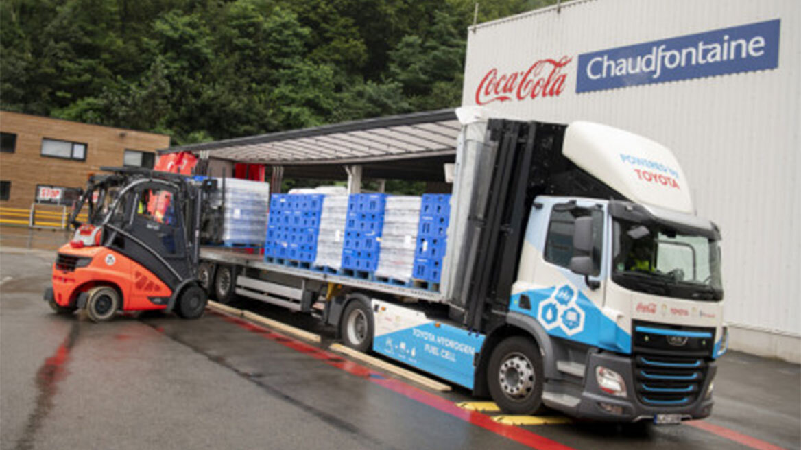500_toyota-joins-with-coca-cola-and-air-liquide-for--hydrogen-fuel-cell-truck-test-051
