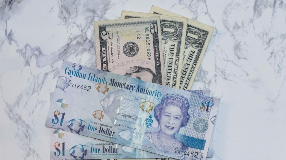 STIM_Cayman-Islands-dollars-and-US-dollars-scaled-1-1280x855__1_