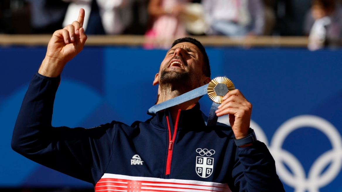 djokovic-golden-medal-art