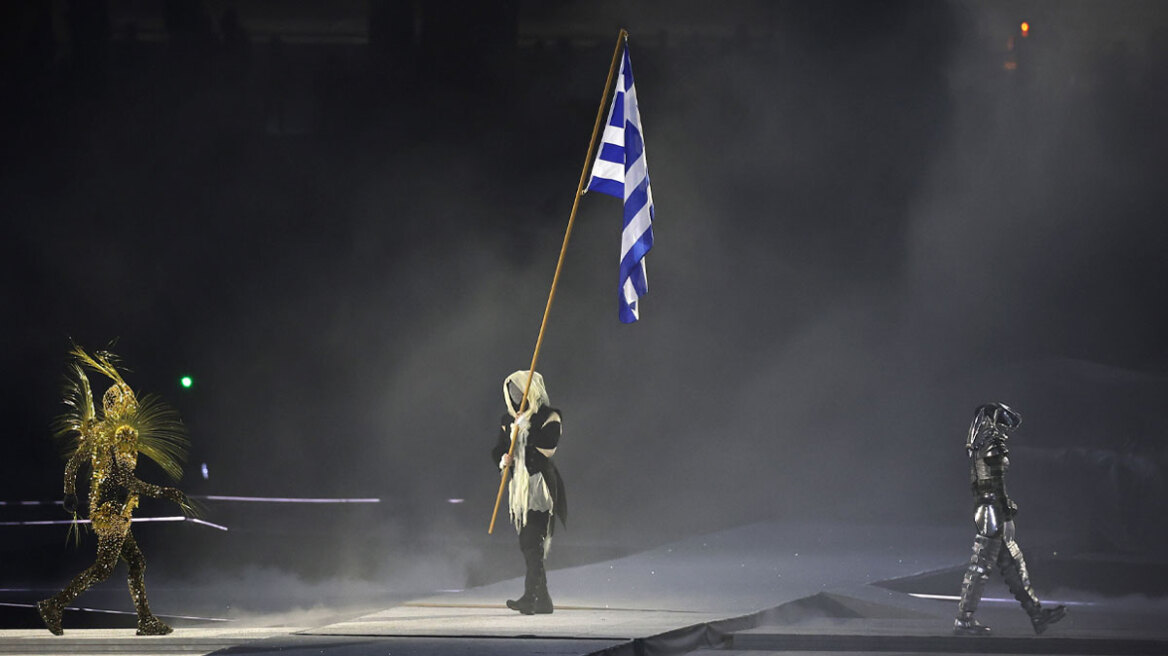 Paris-Olympics-flag-2