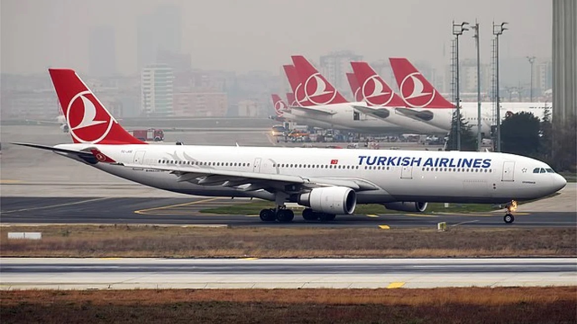 Aναγκαστική προσγείωση στη Νέα Υόρκη το Airbus της Turkish Airlines μετά θάνατο του πιλότου