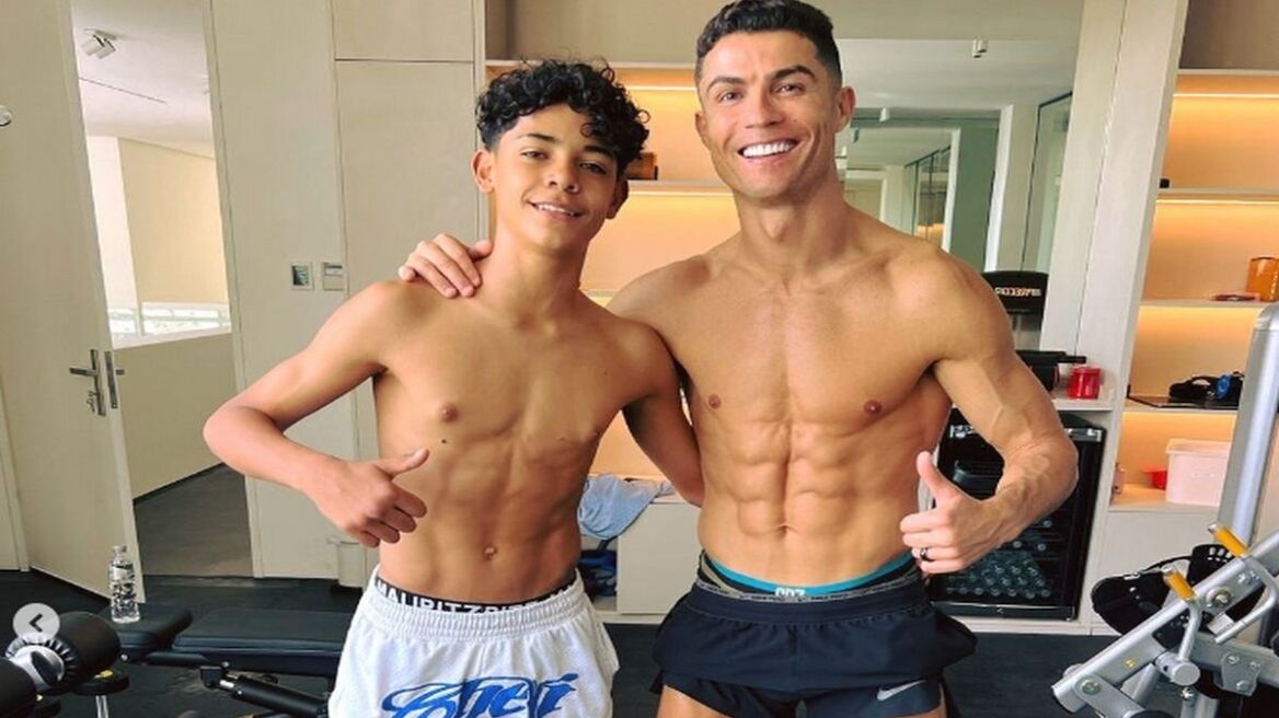 ronaldo_and_cristiano_jr