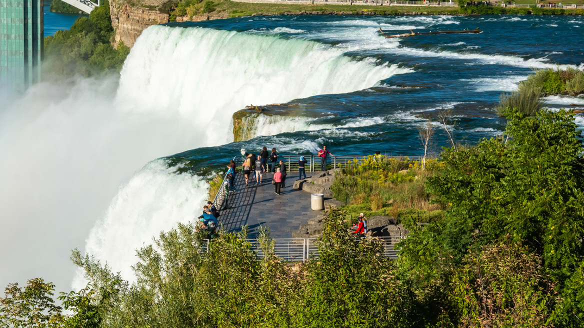 niagara_falls_luna_island-1