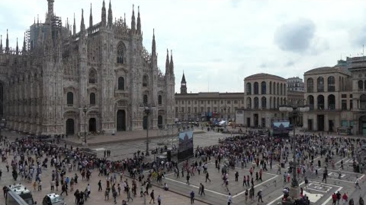 LIVE Funerali Berlusconi, la diretta da Piazza del Duomo: diretta video