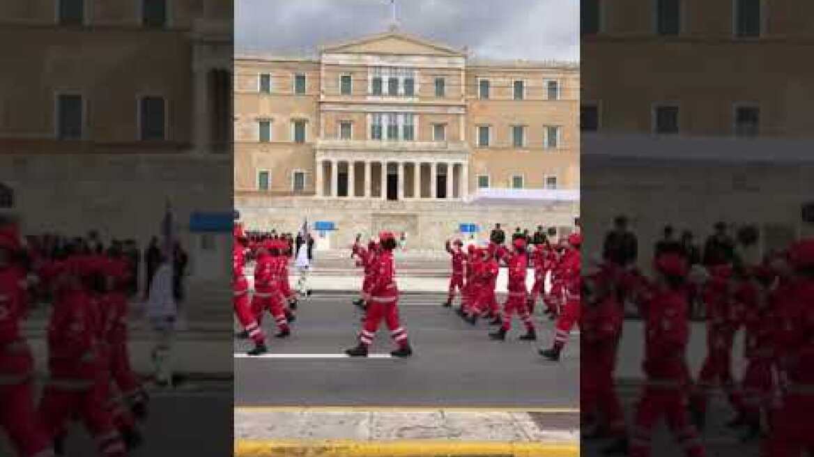 Η μεγάλη στρατιωτική παρέλαση στην Αθήνα για την επέτειο της 25ης Μαρτίου (3)