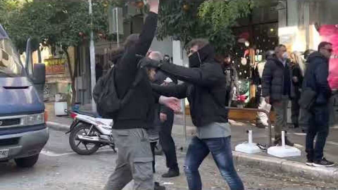 Θεσσαλονίκη: Ένταση και συλλήψεις έξω από την κατάληψη Terra Incognita