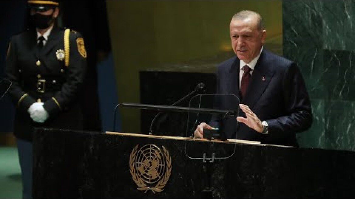 Cumhurbaşkanı Erdoğan, Birleşmiş Milletler Genel Kurulu'nda katılımcılara hitap ediyor