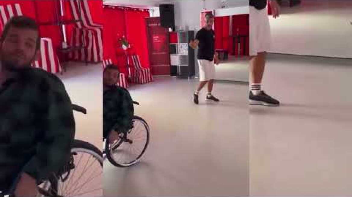 Μάθημα ζεϊμπέκικου με αναπηρικό αμαξίδιο