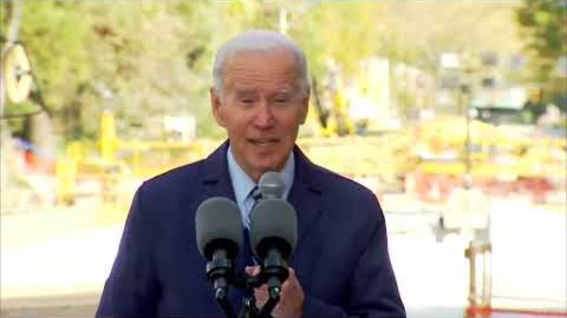 During His Speech In Pennsylvania, Joe Biden Starts Telling Rambling Story About "Locks"