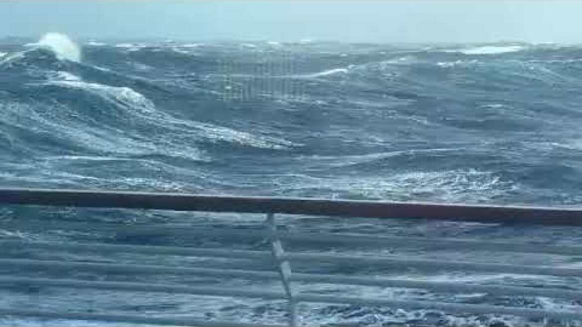 Captivating Waves on the Saga Spirit of Discovery Cruise Ship | Bay of Biscay Adventure