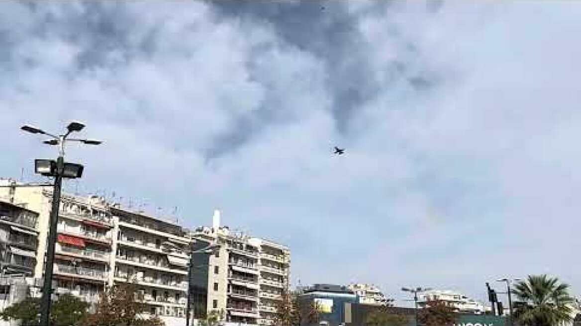 Δοκιμαστική πτήση του F-16 στη Θεσσαλονίκη