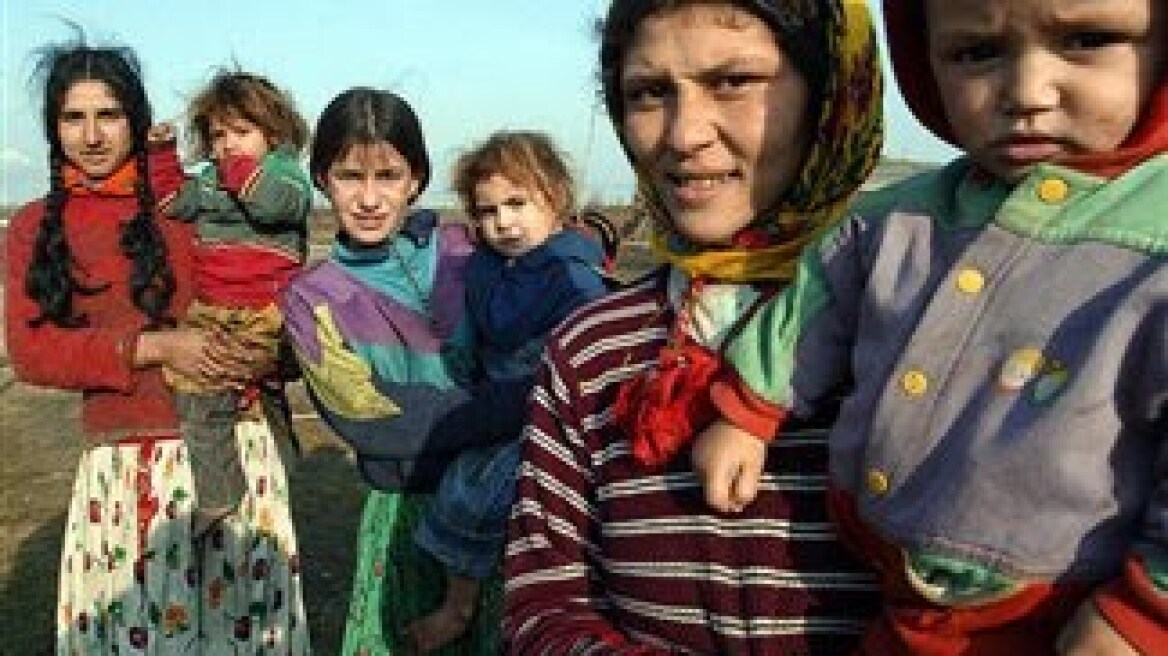 Γαλλία: Ικανοποίηση από την «υποχώρηση» της Ε.Ε. για τους Ρομά 
